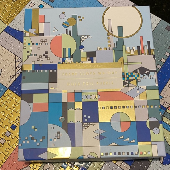 Frank Lloyd Wright Gold Foil Puzzle - Picture 1 of 5